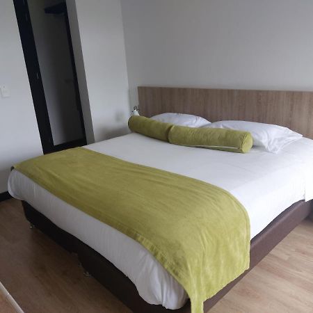 Rio Verde Living Suites Suite 415 里奥内格罗 外观 照片