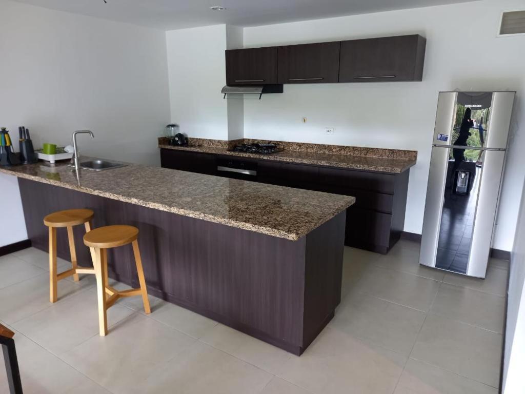 Rio Verde Living Suites Suite 415 里奥内格罗 外观 照片
